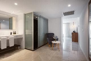 Eurostars Puerto de Ibiza - Image 1