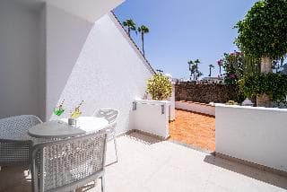 Stay at Suite Hotel Montana Club