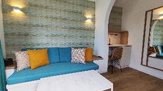 Stay at Canary Garden Club