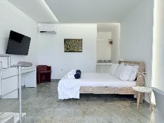 Stay at Grande Dame Villa of Rhodes