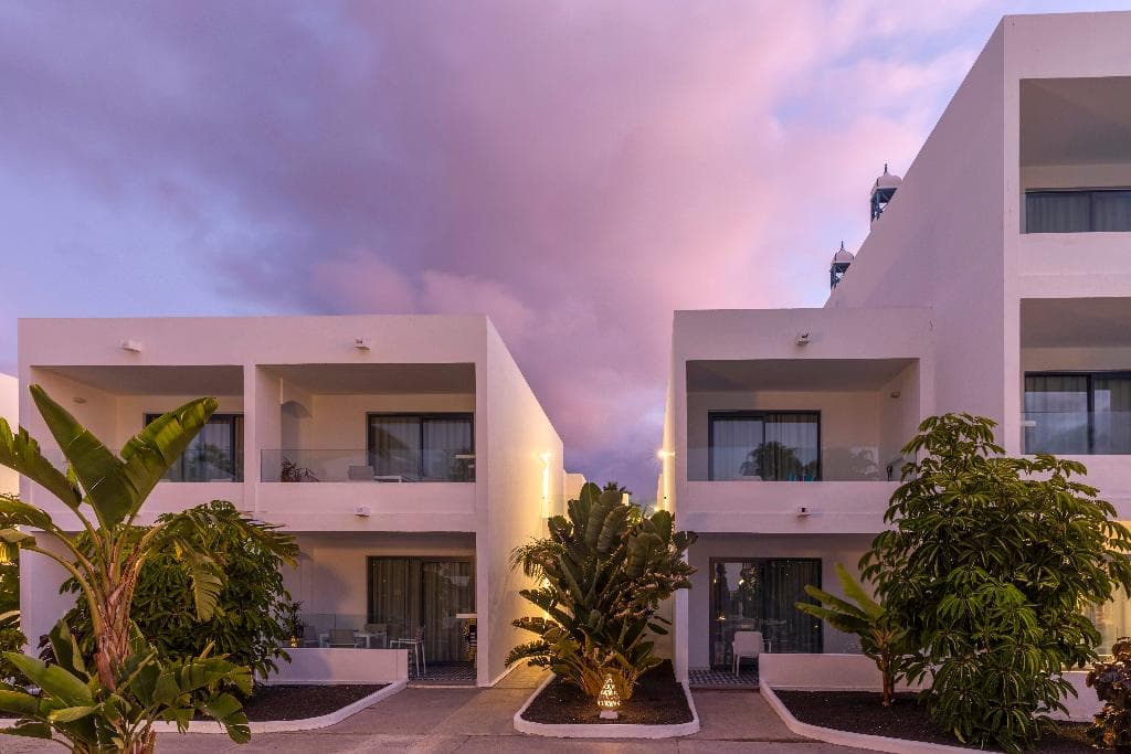 Flight + Stay at Oasis Lanz Beach Mate image 30