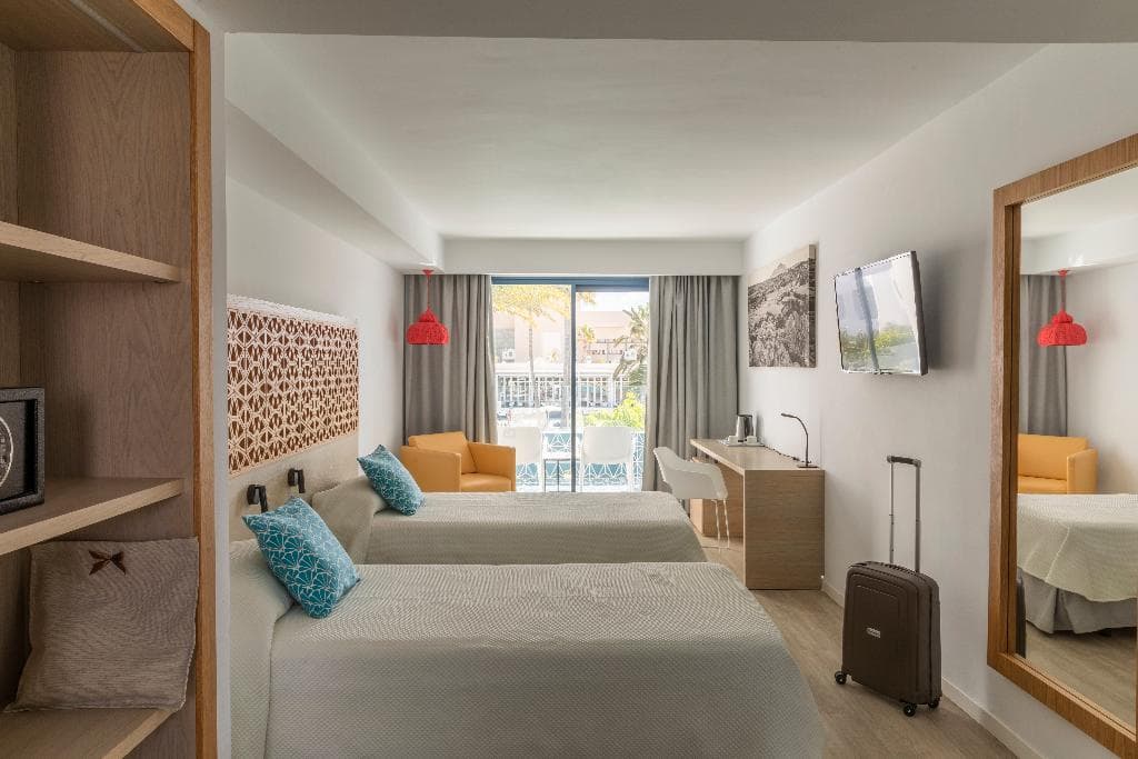 Flight + Stay at Oasis Lanz Beach Mate image 14