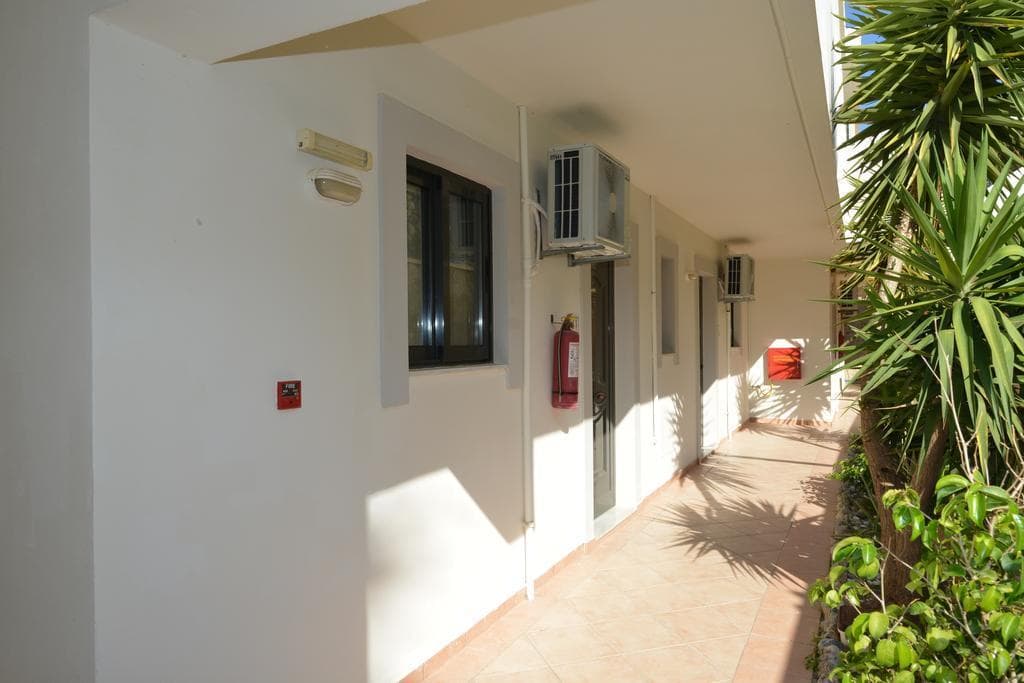 Flight + Stay at Golden View Studios image 27