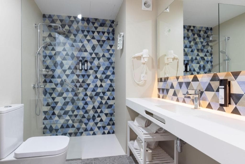 Esmeralda Cotillo Homes By Livvo - View 1