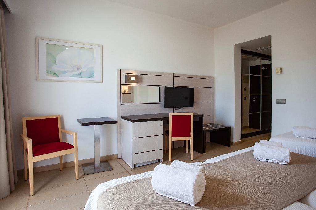 Flight + Stay at Puchet image 209