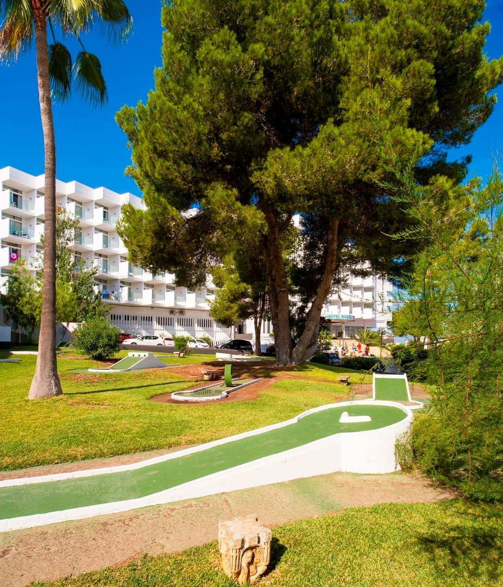 Flight + Stay at Vibra Riviera Apartamentos image 6