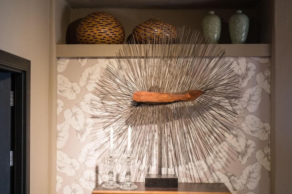 Flight + Stay at 5 Suites image 21