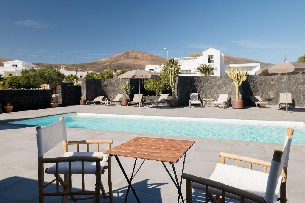 Flight + Stay at 5 Suites image 49